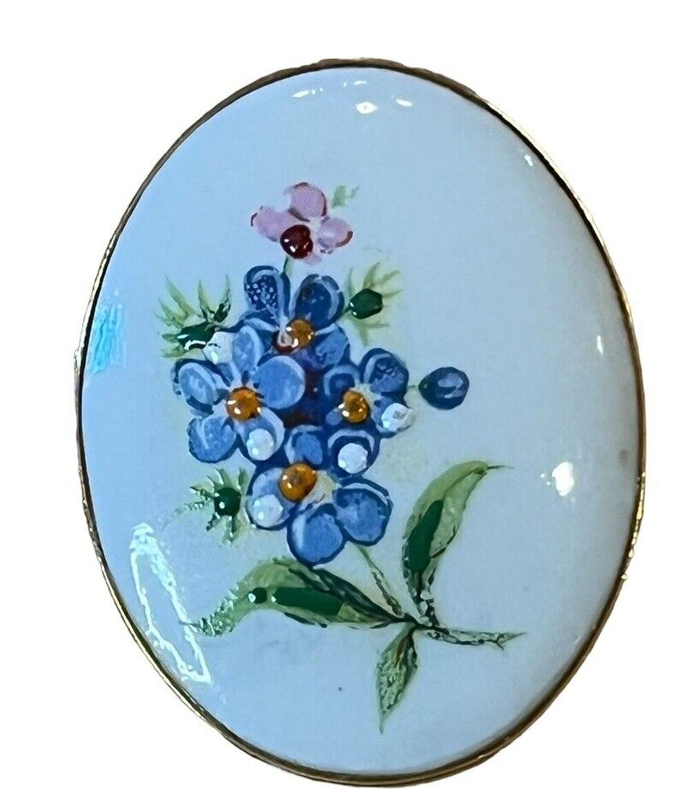 VTG 1960s Blue Flower Cameo Brooch/Pin in Gold Tone Setting Hand Painted